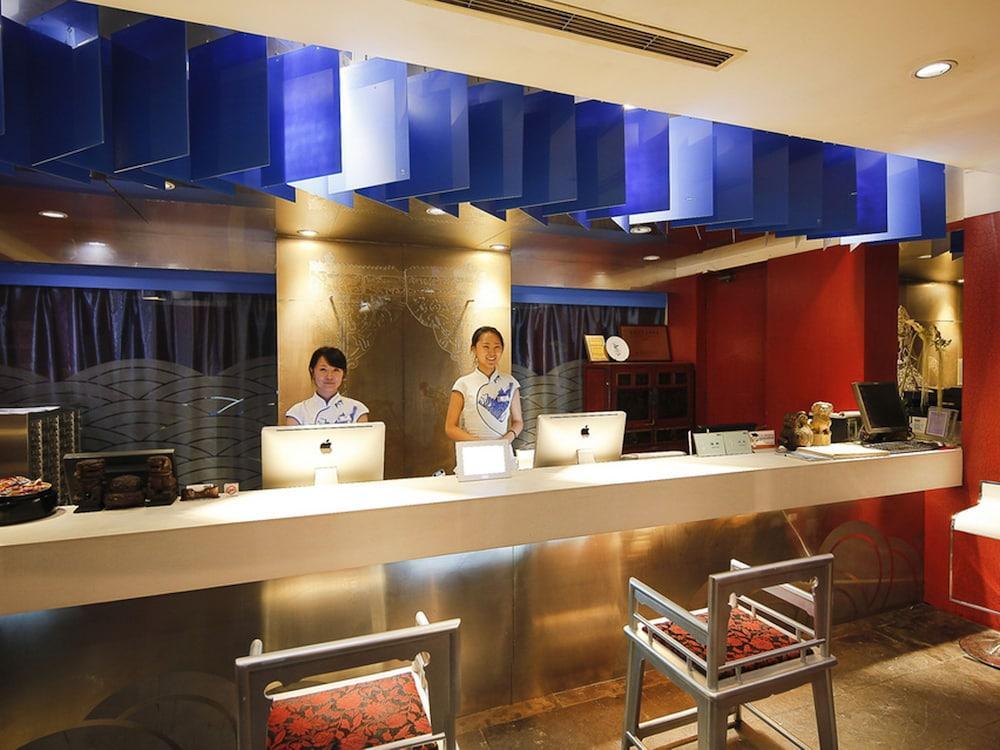 צ'ינגדאו China Community Art Habitat Hotel מראה חיצוני תמונה