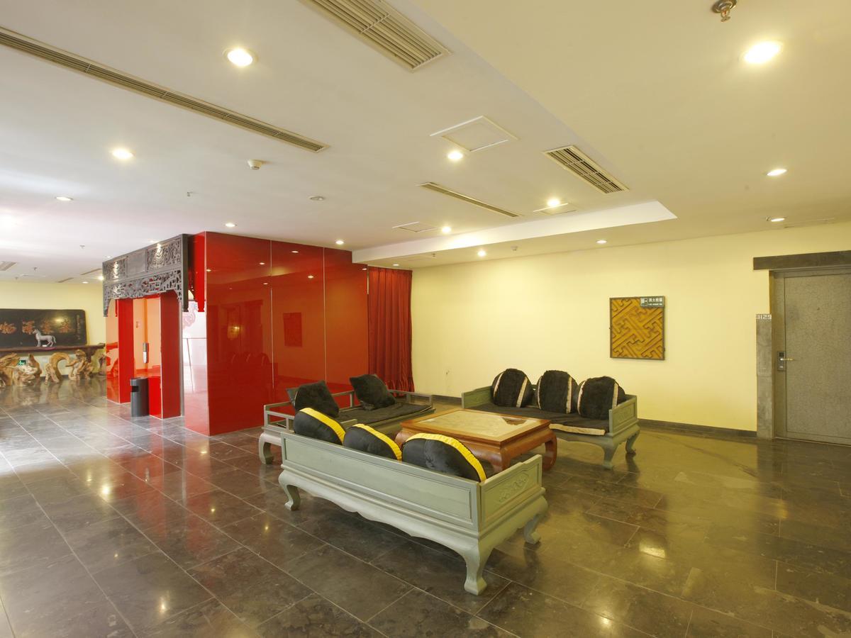 צ'ינגדאו China Community Art Habitat Hotel מראה חיצוני תמונה