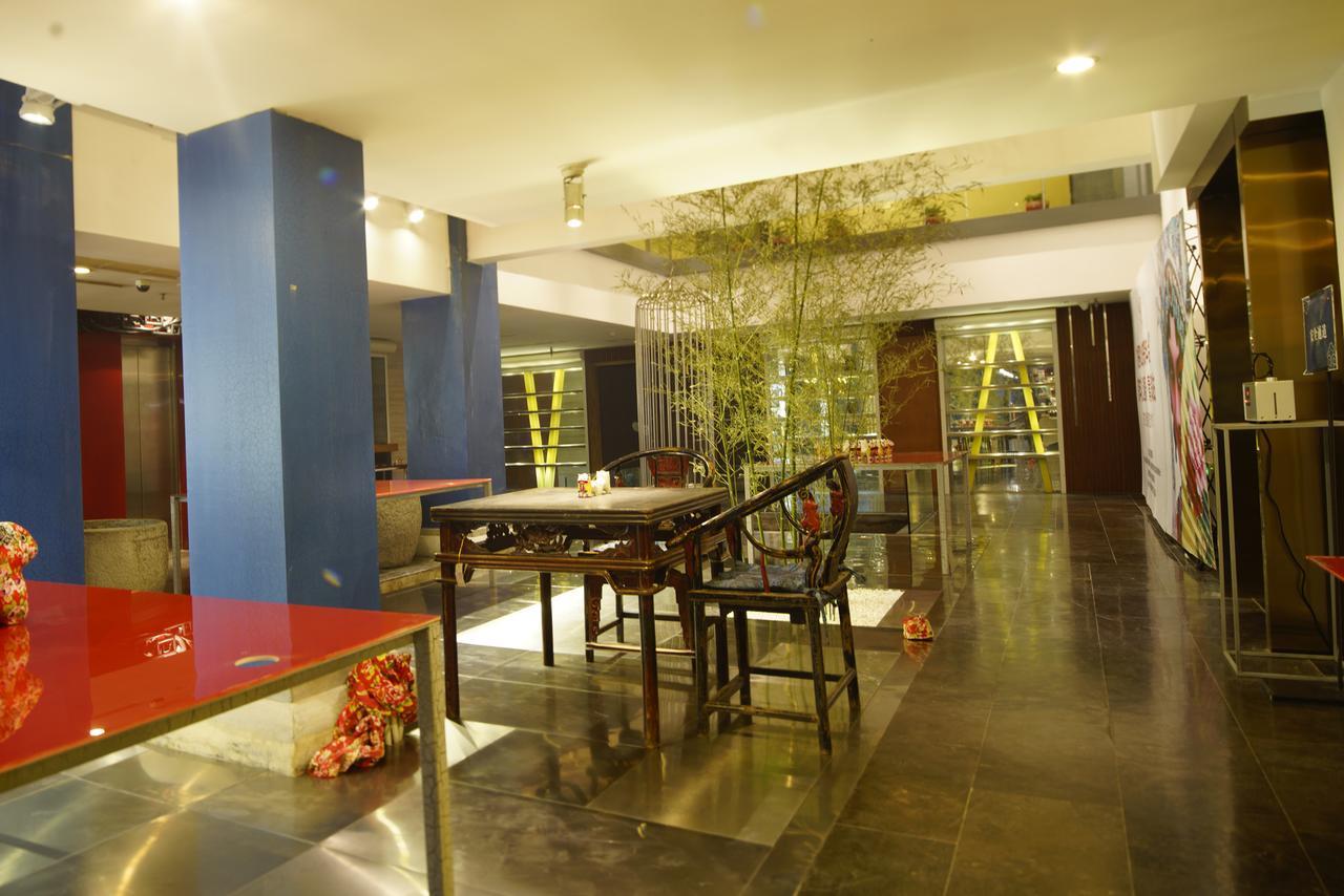צ'ינגדאו China Community Art Habitat Hotel מראה חיצוני תמונה