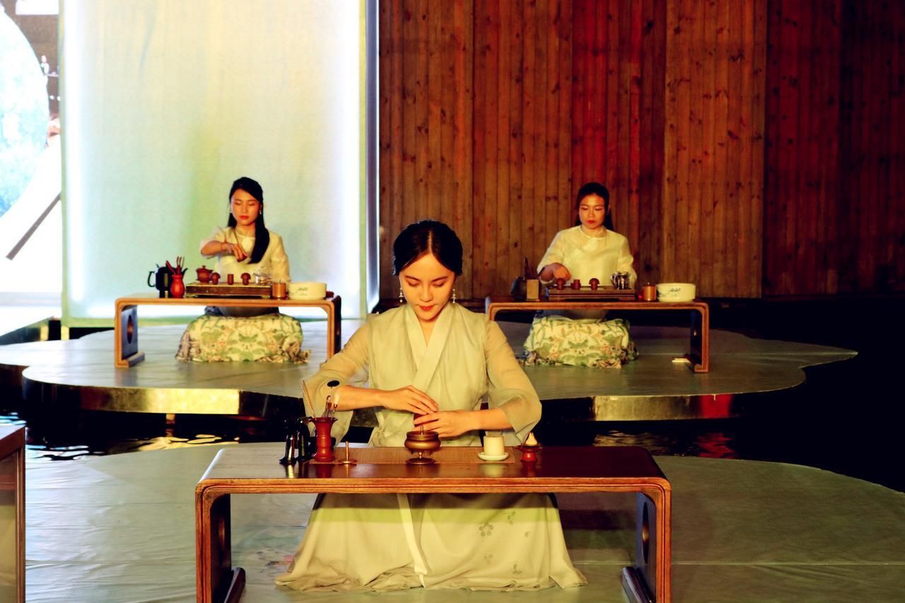 צ'ינגדאו China Community Art Habitat Hotel מראה חיצוני תמונה